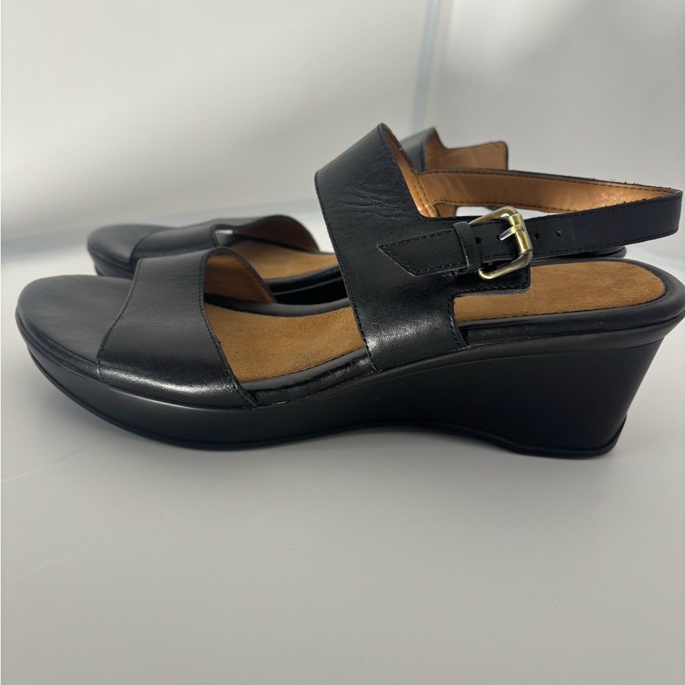 Naturalizer Black Leather Women's Sandals ECU size 9.5N - Picture 3 of 6